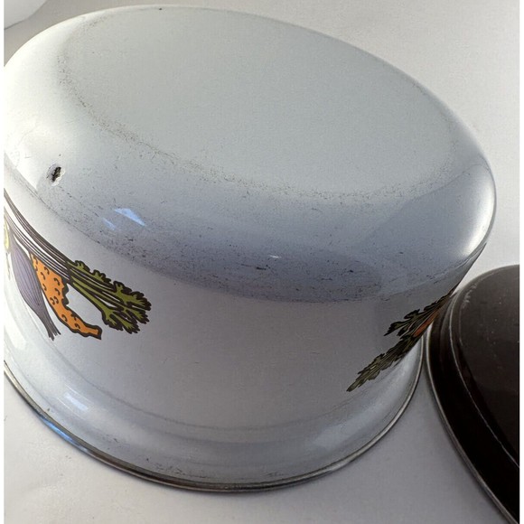 Finger Hut Vintage Enamel 8” Sauce Pan 2 Lid 1975 Vegetable Design - Picture 12 of 12